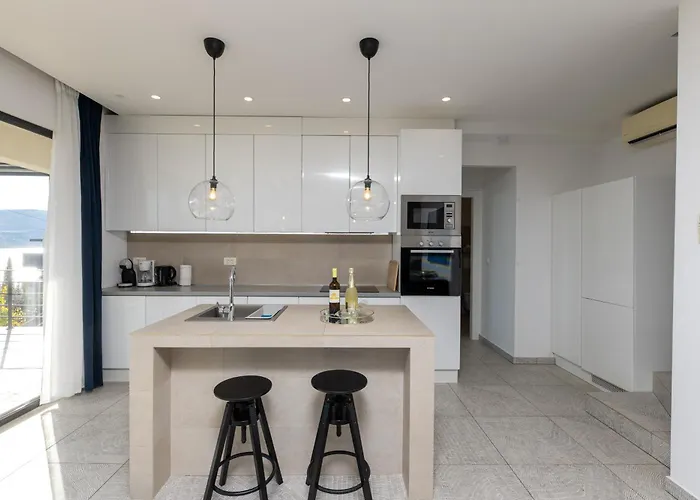 Villa White Palm Excelsior *