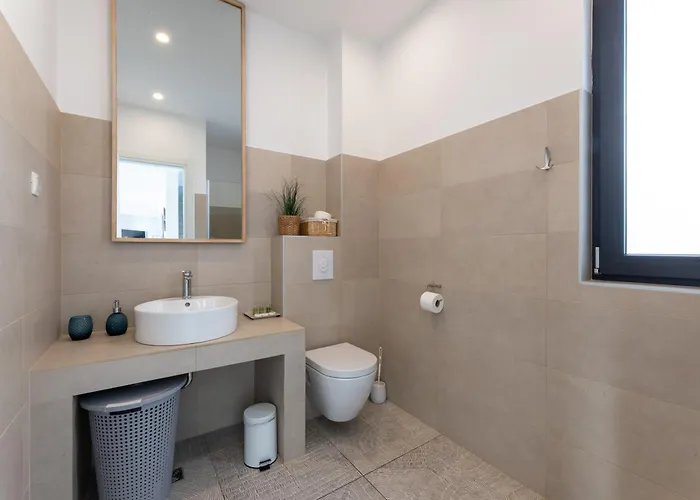 White Palm Excelsior Villa *