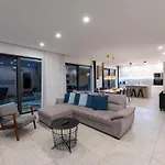 White Palm Excelsior Villa *