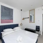 White Palm Excelsior * Seget Vranjica